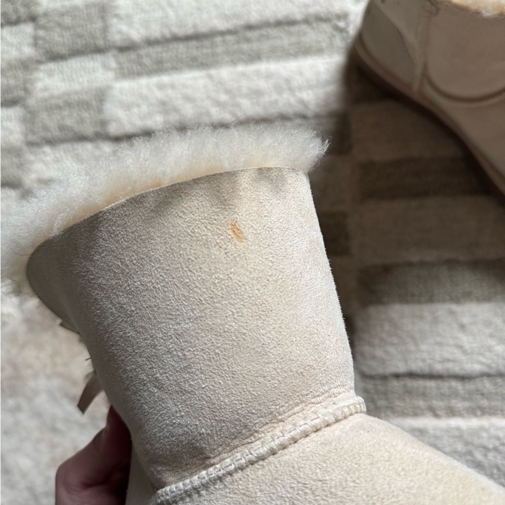UGG Cream Mini Bailey Bow Boots - Picture 7 of 10